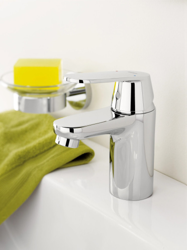 Смеситель Grohe Eurosmart Cosmopolitan 32824000 для раковины фото 2