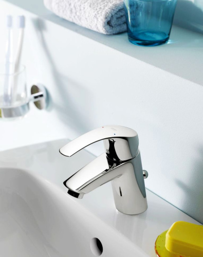 Смеситель Grohe Eurosmart New 33188002 для раковины фото 2