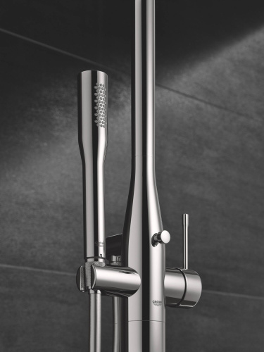 Душевая стойка Grohe Essence New 23741001 напольная, хром фото 2