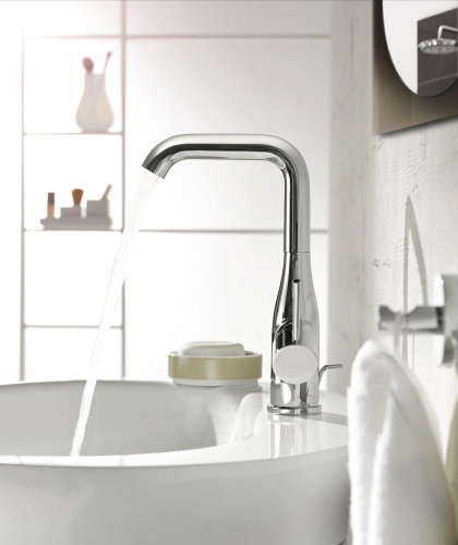 Смеситель Grohe Essence New 32628001 для раковины фото 3