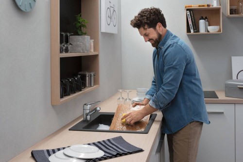 Смеситель Hansgrohe Focus M42 71808000 для кухонной мойки, хром фото 3