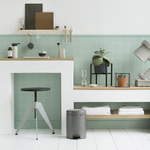 Мусорное ведро Brabantia NewIcon 112683 фото 2 Мусорное ведро Brabantia NewIcon 112683 фото 2