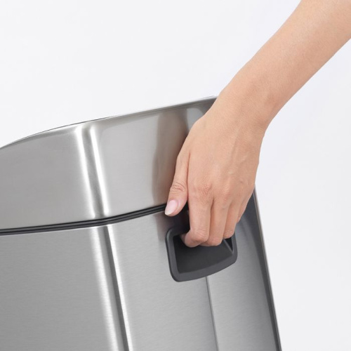 Мусорное ведро Brabantia Touch Bin 384929 фото 6 Мусорное ведро Brabantia Touch Bin 384929 фото 6