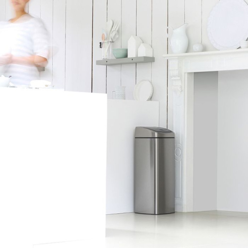 Мусорное ведро Brabantia Touch Bin 384929 фото 10 Мусорное ведро Brabantia Touch Bin 384929 фото 10