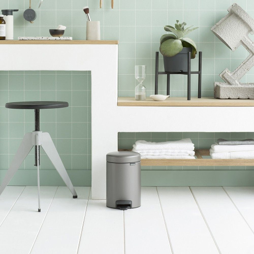 Мусорное ведро Brabantia NewIcon 113246 фото 7 Мусорное ведро Brabantia NewIcon 113246 фото 7