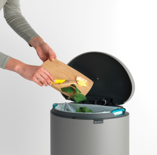 Мусорное ведро Brabantia FlatBack+ 119569 30л фото 11 Мусорное ведро Brabantia FlatBack+ 119569 30л фото 11